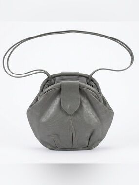 Large vintage leather bag